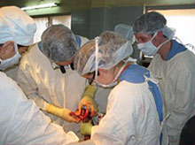 Dr. Pickart & Dr. Bennett during surgery