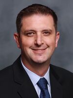  Michael Kiemeney, MD