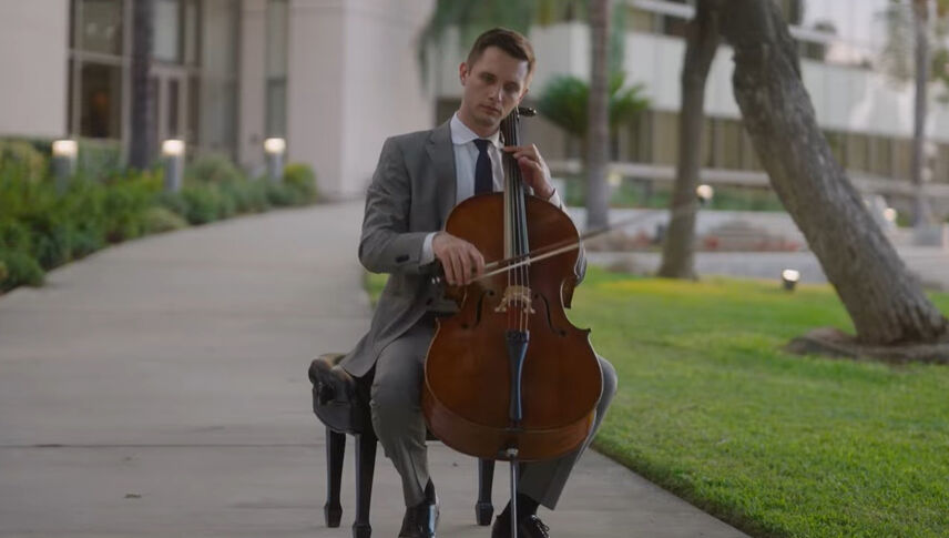 Quinn Kalmansson playing Cello