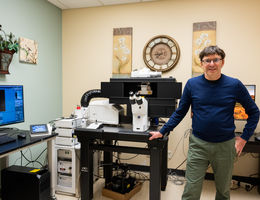 Sean Wilson, PhD, director of Advanced Imaging and Microscopy (AIM) Core Facility
